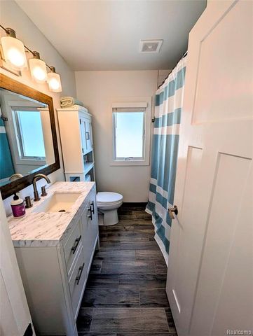 2525 Davista Drive, Highland, MI 48356