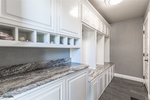 302 Southwind Circle, Abilene, TX 79602