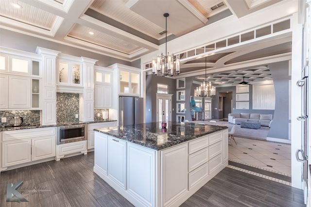 302 Southwind Circle, Abilene, TX 79602