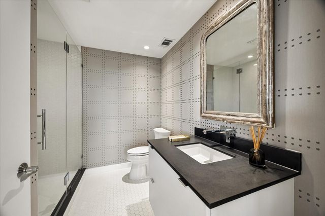 2200 Willowick Road 5C, Houston, TX 77027