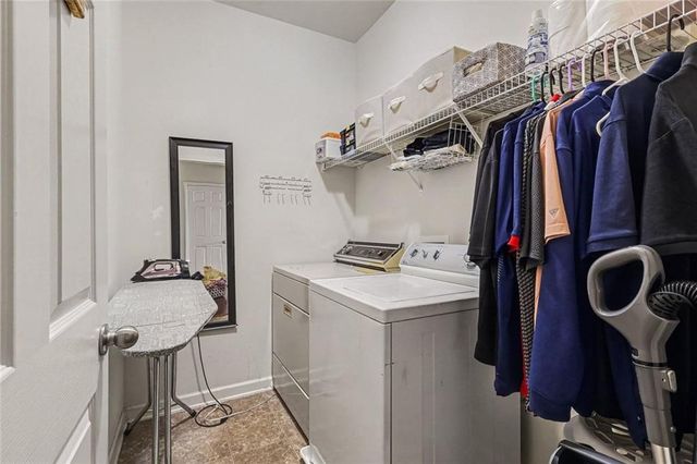 3732 Lake Enclave Way, Atlanta, GA 30349
