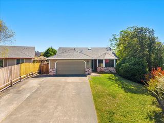 1126 Killdeer Road, Mckinleyville, CA 95519