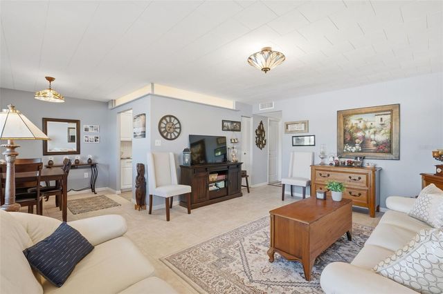 1235 S HIGHLAND AVENUE 1-207, Clearwater, FL 33756