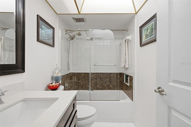 1235 S HIGHLAND AVENUE 1-207, Clearwater, FL 33756