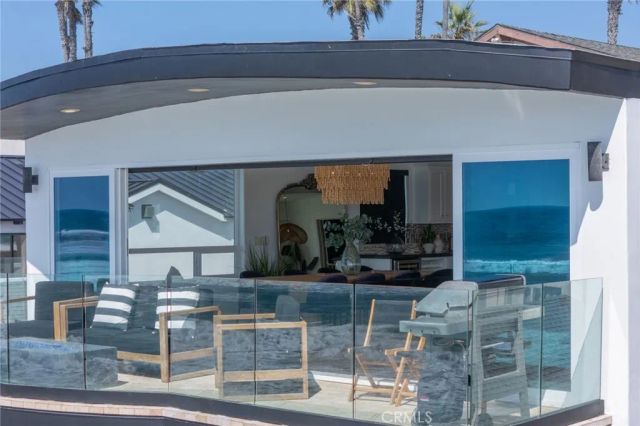 516 S The Strand #B, Oceanside, CA 92054