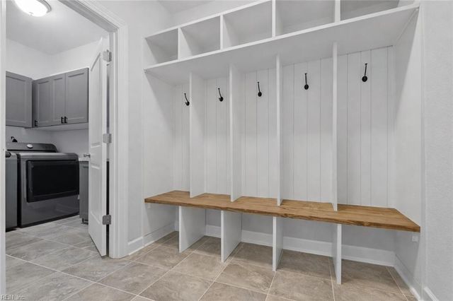 1517 Lookout CT, Chesapeake, VA 23323