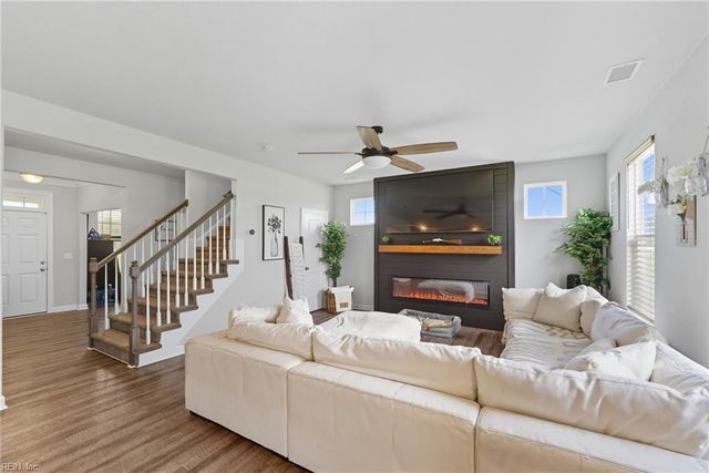 1517 Lookout CT, Chesapeake, VA 23323