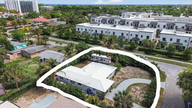 1773 Ocala Road, North Palm Beach, FL 33408