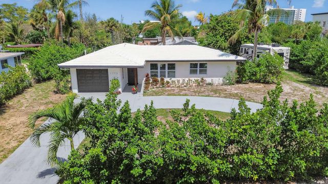 1773 Ocala Road, North Palm Beach, FL 33408