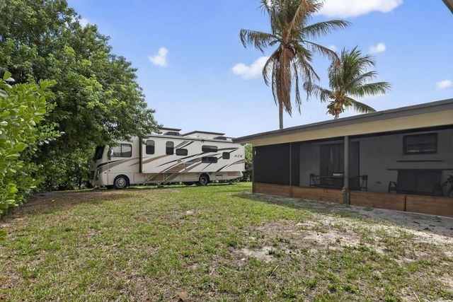 1773 Ocala Road, North Palm Beach, FL 33408