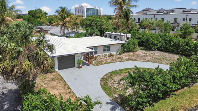 1773 Ocala Road, North Palm Beach, FL 33408
