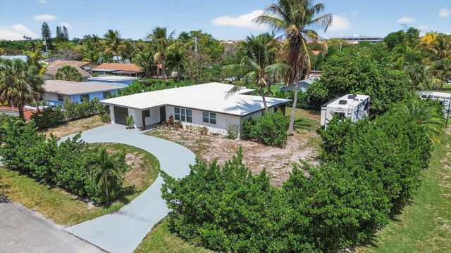 1773 Ocala Road, North Palm Beach, FL 33408