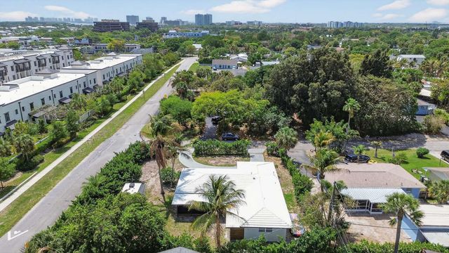 1773 Ocala Road, North Palm Beach, FL 33408