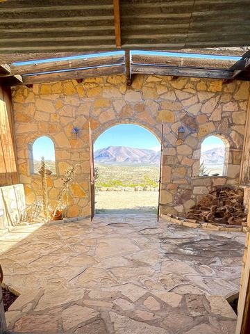 1998 Nodeerhere Rd, Terlingua, TX 79852