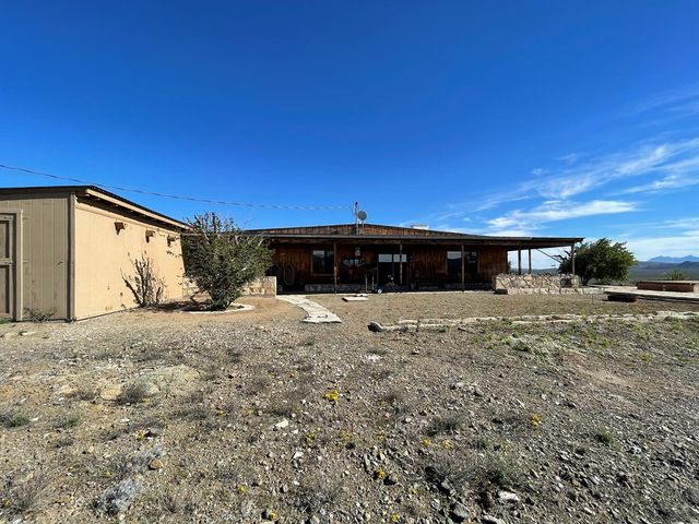 1998 Nodeerhere Rd, Terlingua, TX 79852