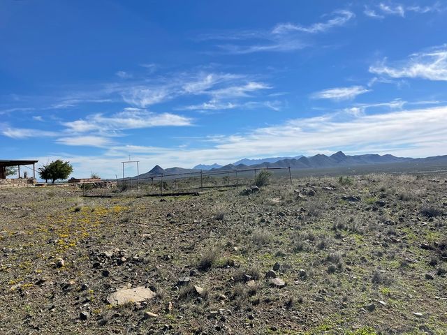 1998 Nodeerhere Rd, Terlingua, TX 79852