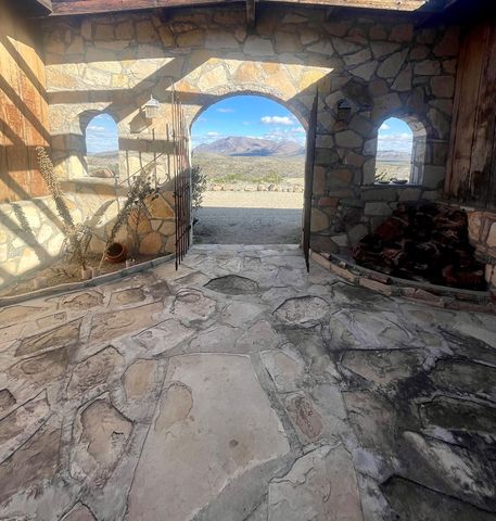 1998 Nodeerhere Rd, Terlingua, TX 79852