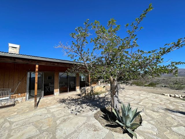 1998 Nodeerhere Rd, Terlingua, TX 79852