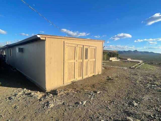 1998 Nodeerhere Rd, Terlingua, TX 79852