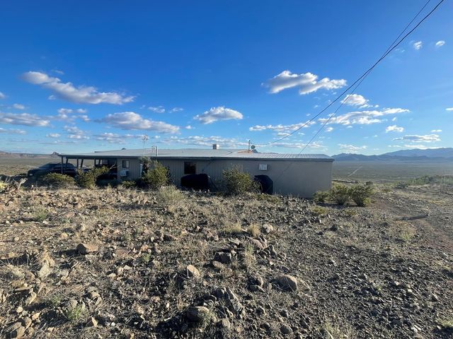 1998 Nodeerhere Rd, Terlingua, TX 79852