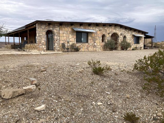 1998 Nodeerhere Rd, Terlingua, TX 79852