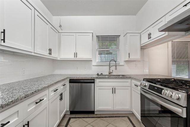 5708 Live Oak Street, Dallas, TX 75206