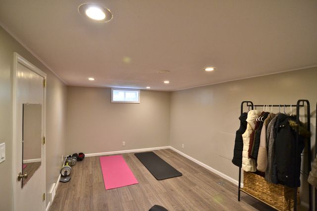 2550 Cody Street, Bettendorf, IA 52722