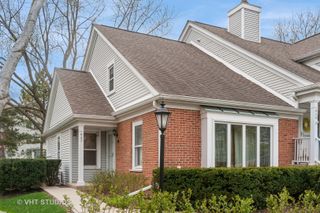 627 Thistle Lane, Prospect Heights, IL 60070