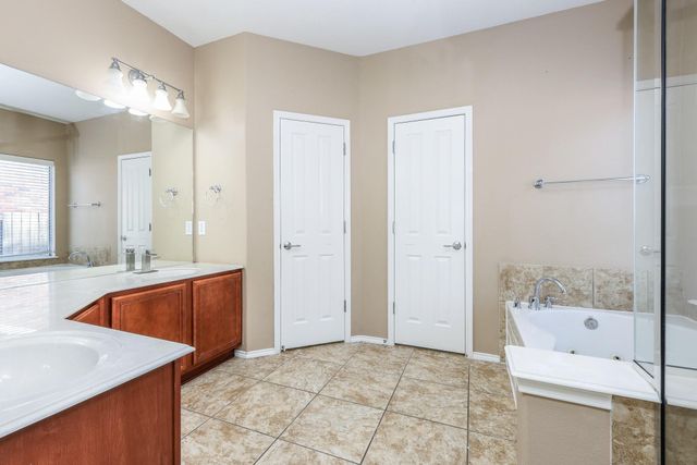 5418 Lacey Oak Meadow Drive, Katy, TX 77494