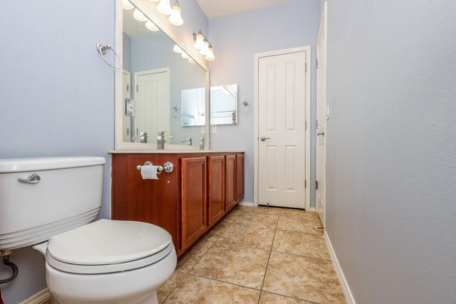 5418 Lacey Oak Meadow Drive, Katy, TX 77494
