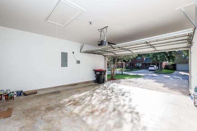 5418 Lacey Oak Meadow Drive, Katy, TX 77494