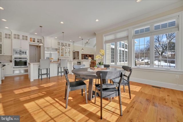 378 FERN LN, Lancaster, PA 17601