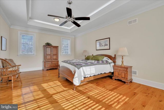 378 FERN LN, Lancaster, PA 17601