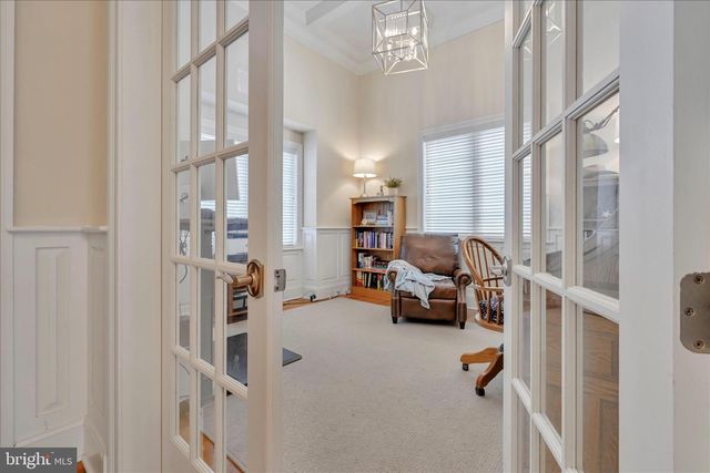 378 FERN LN, Lancaster, PA 17601