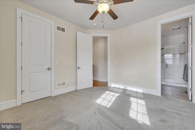 378 FERN LN, Lancaster, PA 17601