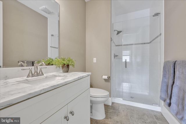 378 FERN LN, Lancaster, PA 17601