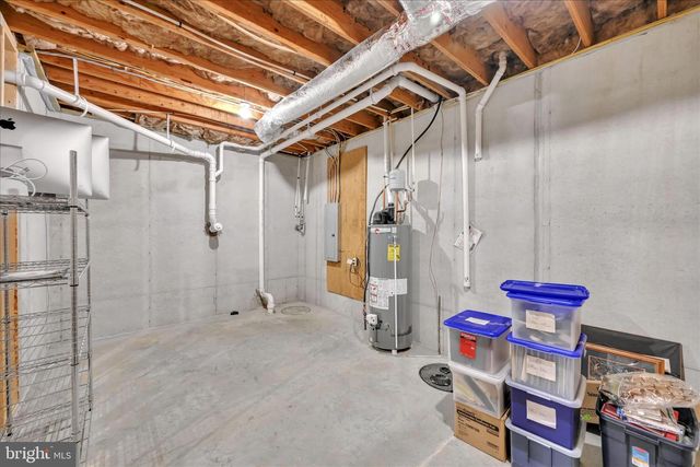 378 FERN LN, Lancaster, PA 17601