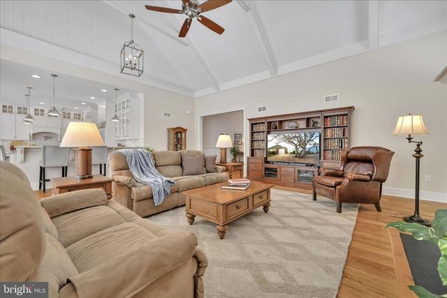 378 FERN LN, Lancaster, PA 17601