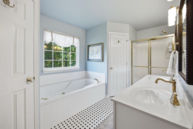 5773 Sarah Drive, Ooltewah, TN 37363