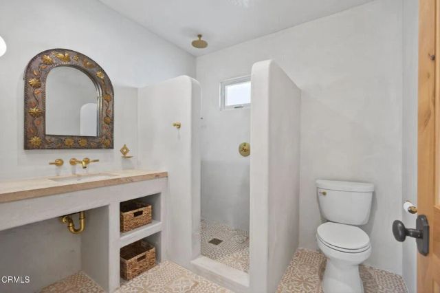 622 South Evergreen Drive Drive, Ventura, CA 93003