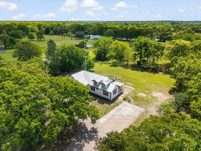 2611 Private Road 2410, Quinlan, TX 75474