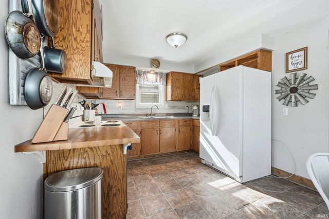 401 S Randolph Street, Garrett, IN 46738