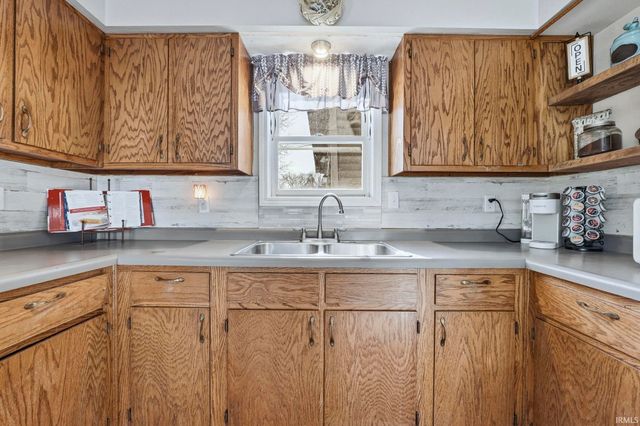 401 S Randolph Street, Garrett, IN 46738