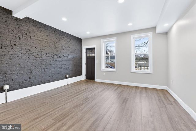 706 POPLAR ST, Lancaster, PA 17603