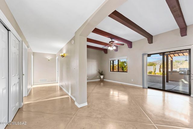 2825 W Lambert Lane, Tucson, AZ 85742