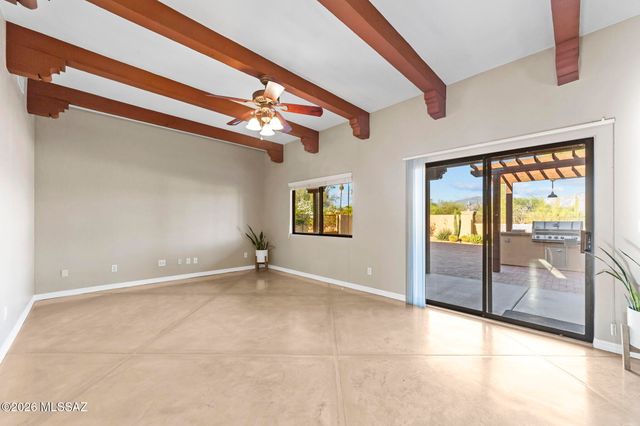 2825 W Lambert Lane, Tucson, AZ 85742