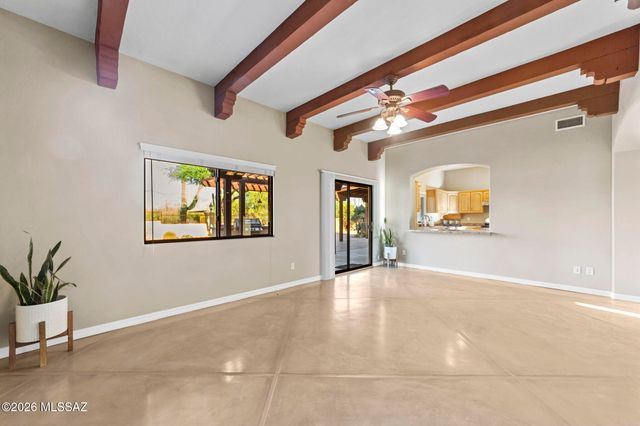 2825 W Lambert Lane, Tucson, AZ 85742