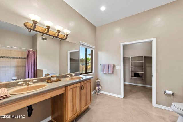 2825 W Lambert Lane, Tucson, AZ 85742