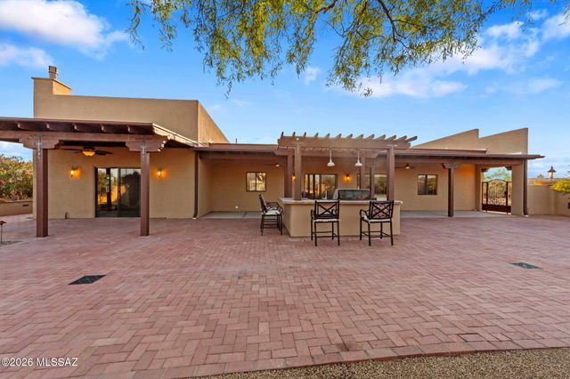 2825 W Lambert Lane, Tucson, AZ 85742