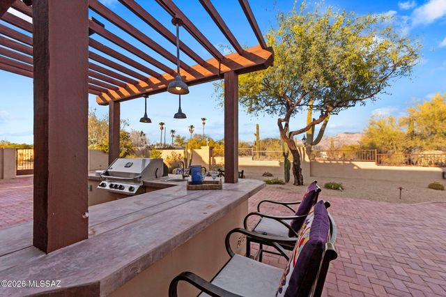 2825 W Lambert Lane, Tucson, AZ 85742
